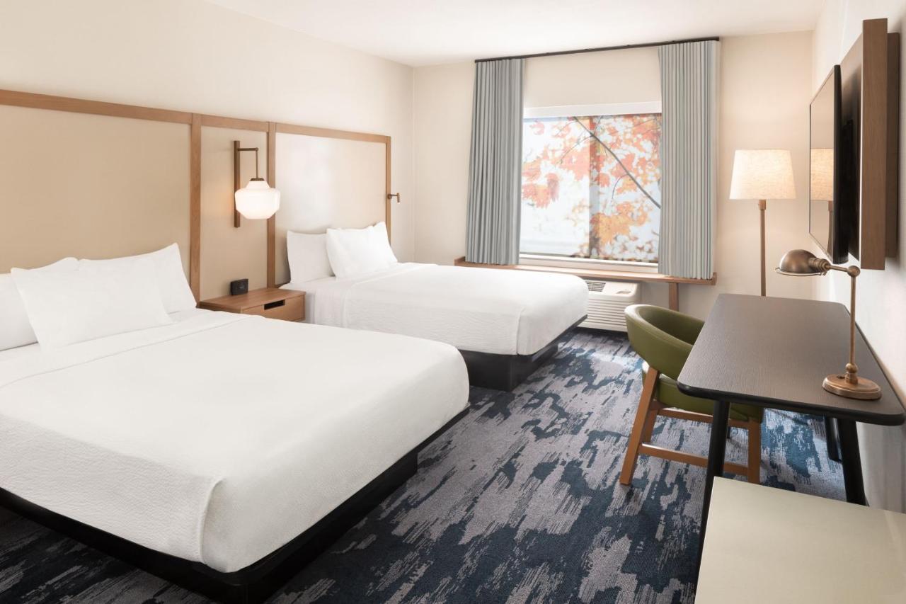 Queen Room with Two Queen Beds