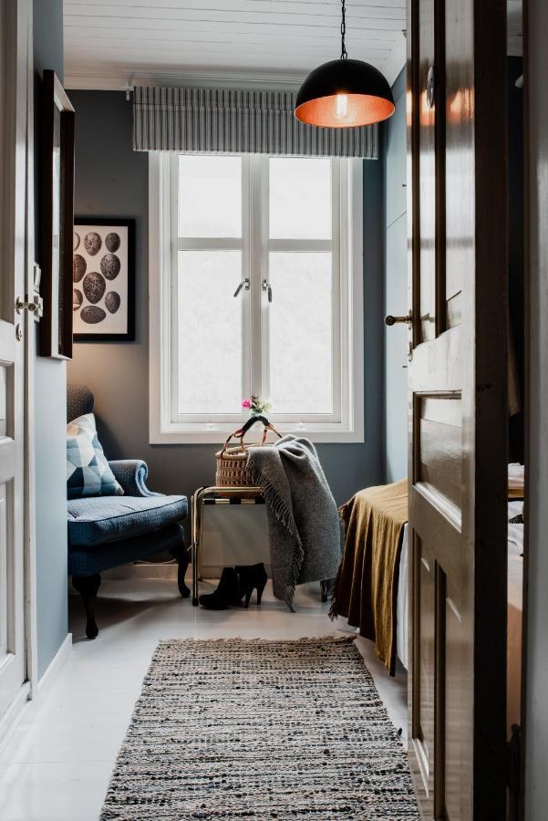 Single Room with Bathroom