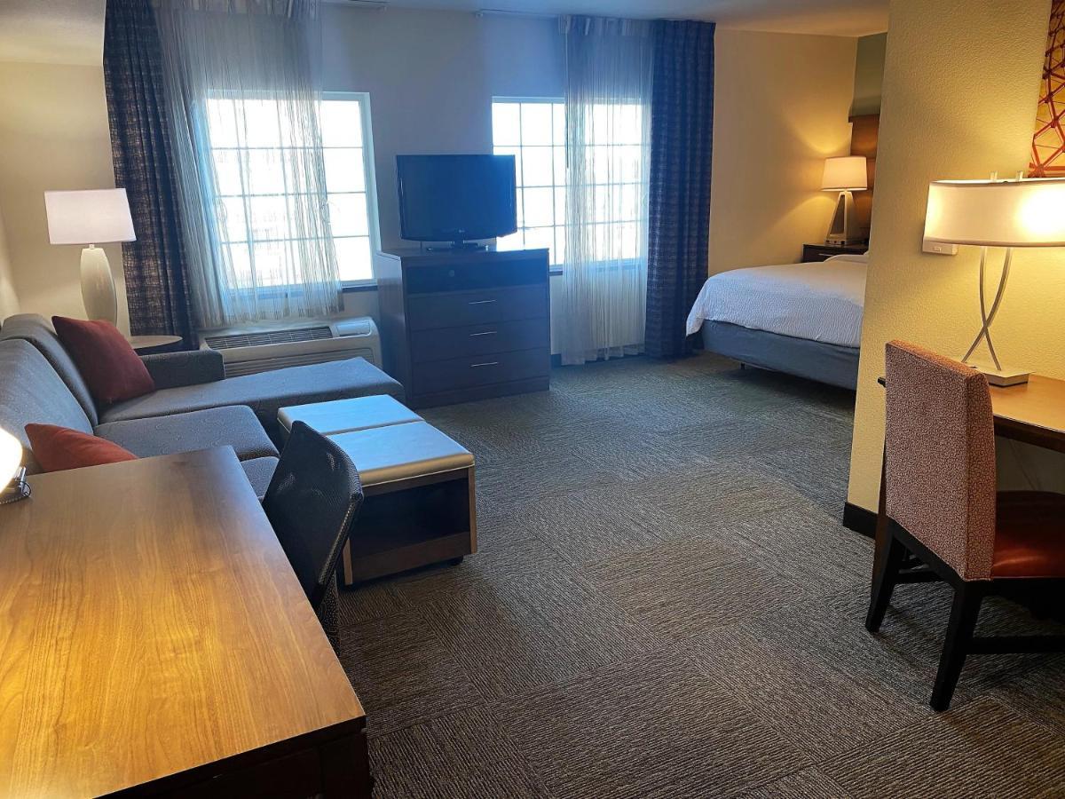 Queen Studio Suite