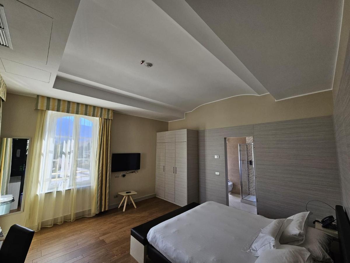 Double Room Street View,1365481067:JPEG