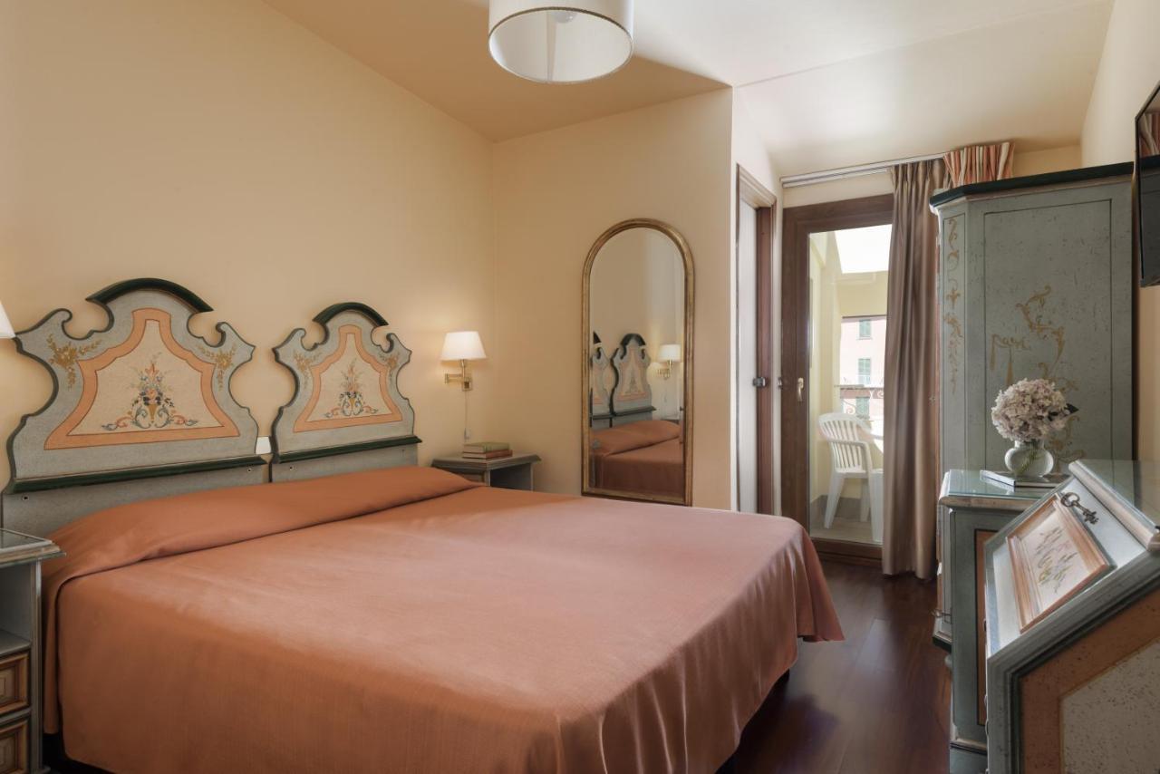 Small Double or Twin Room