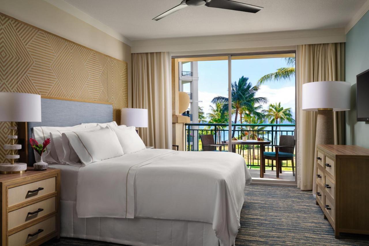One-Bedroom Oceanfront Villa with Balcony