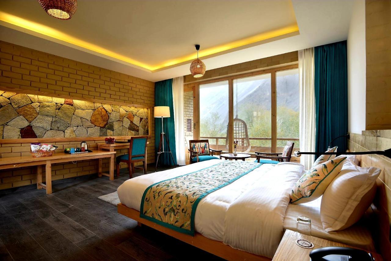 Premier Room