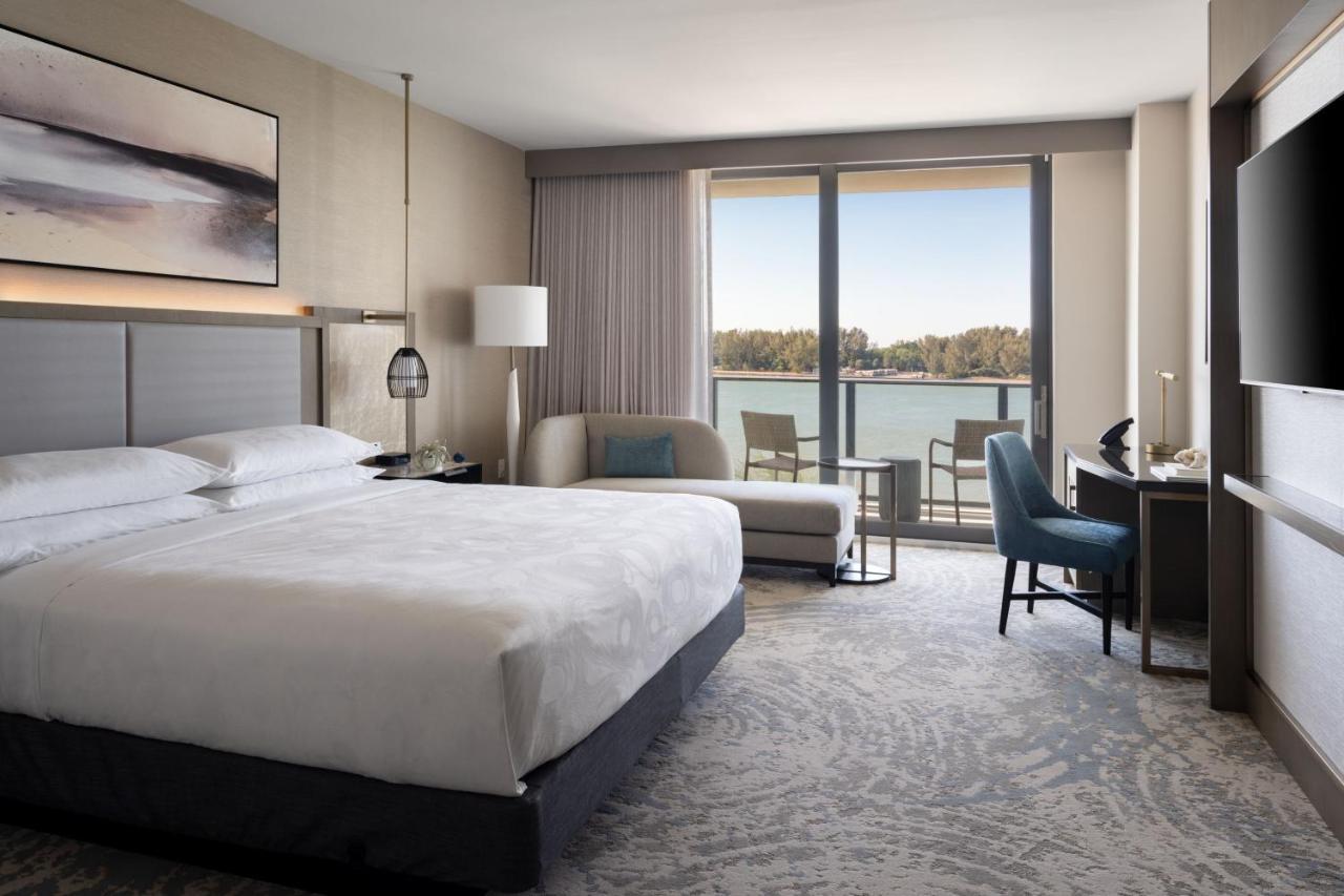 King Room with Beach View and Balcony - Mobility/Hearing Accessible with Roll-In Shower
