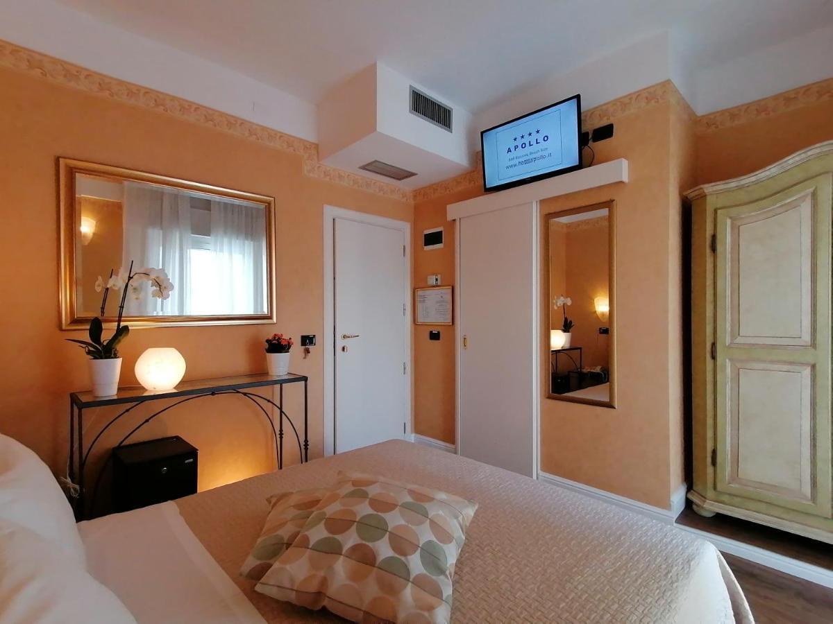 Small Double or Twin Room Balcony