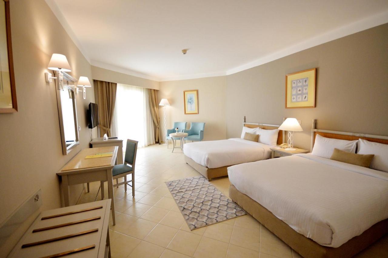 Standard Double Room with Garden View