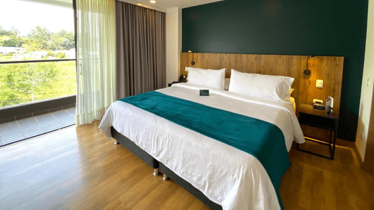 Suite with Lake View