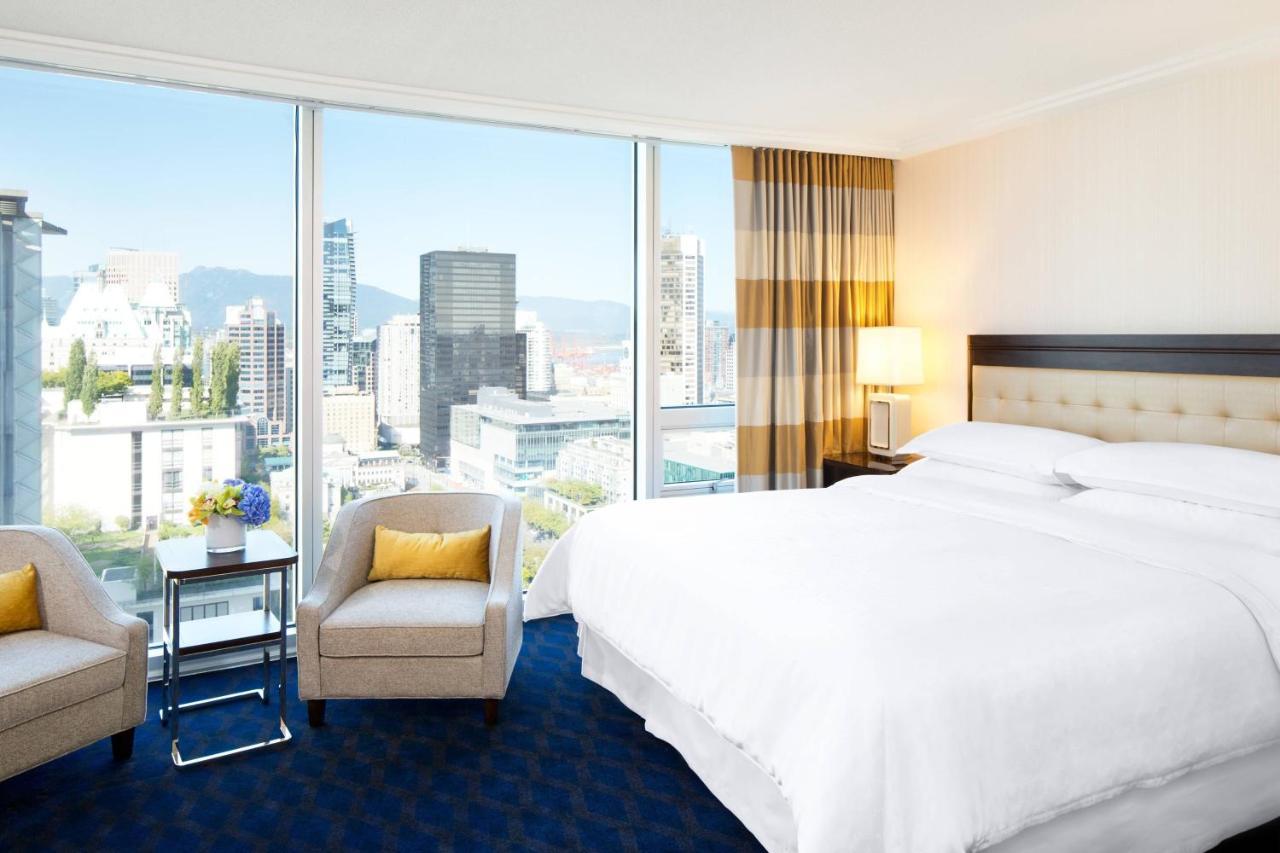 Zimmer mit Kingsize-Bett und Zugang zur Club Lounge – obere Etage