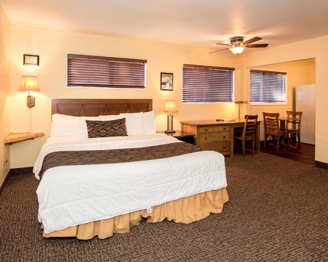 Studio King Room