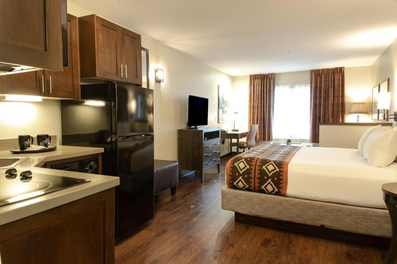 Extended Stay King Suite Kitchenette Sleeper Sofa
