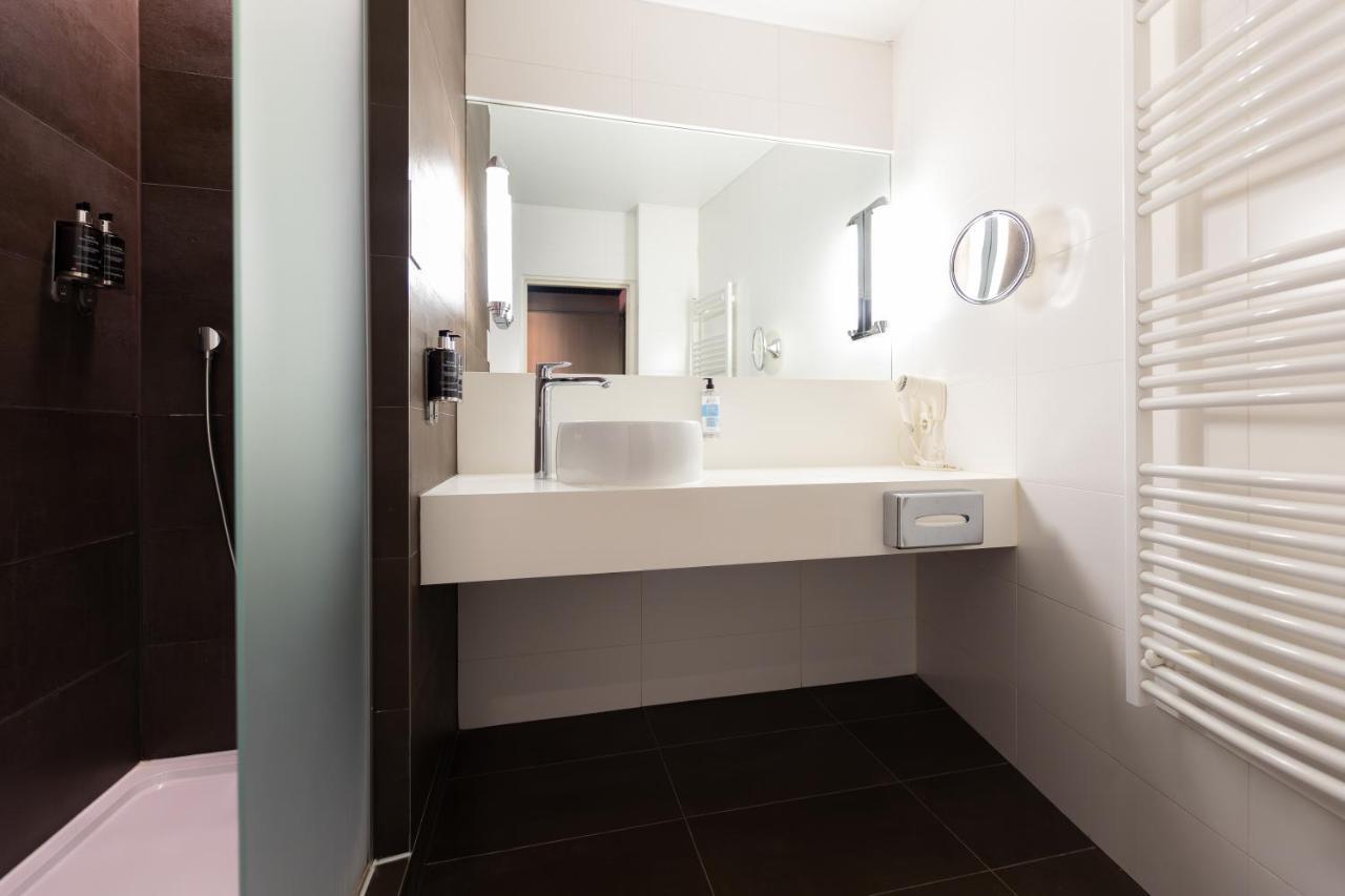 Standard Single or Double Room,1552528570:JPEG