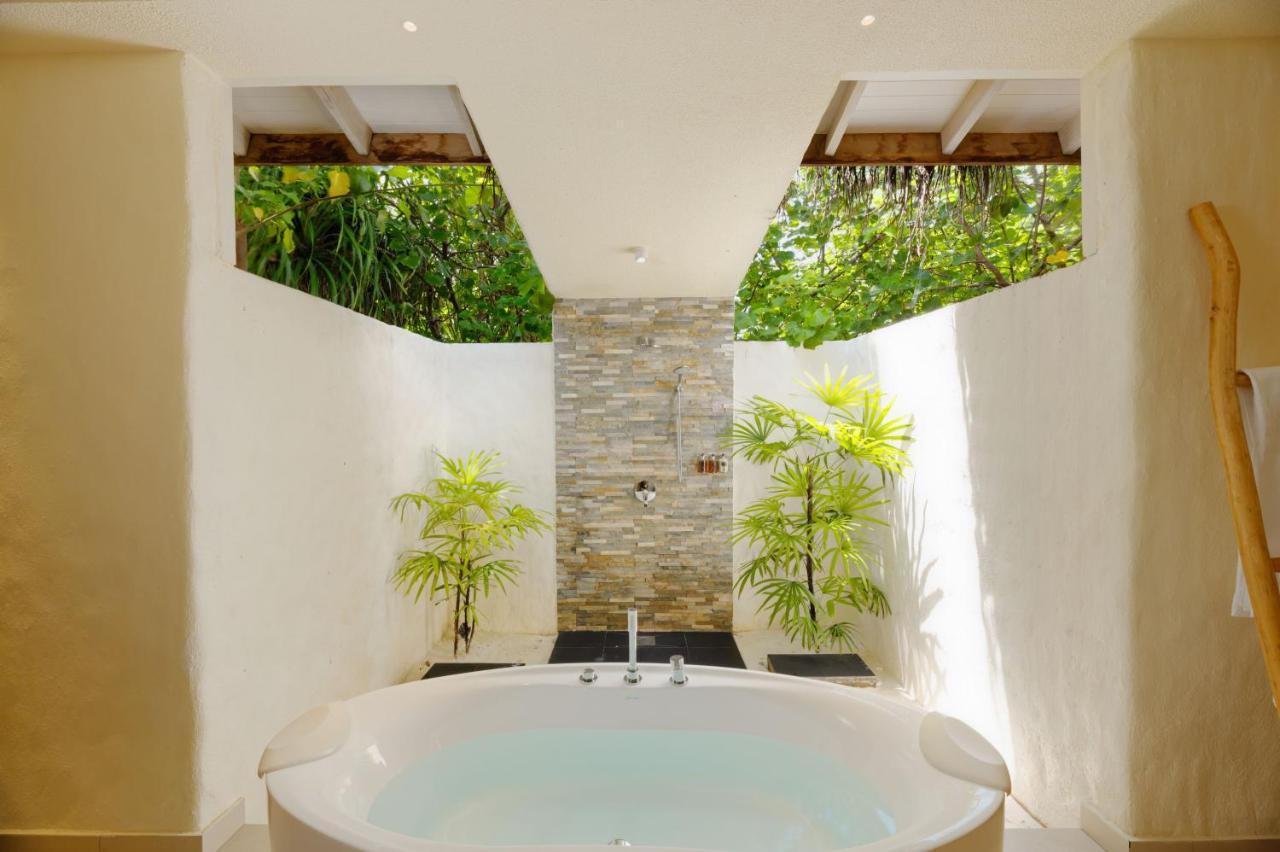 Beach Suite Pool Floating