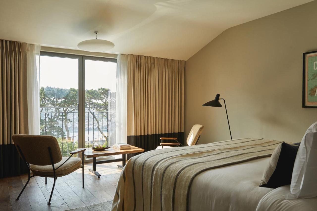 Deluxe Double or Twin Room with Sea View