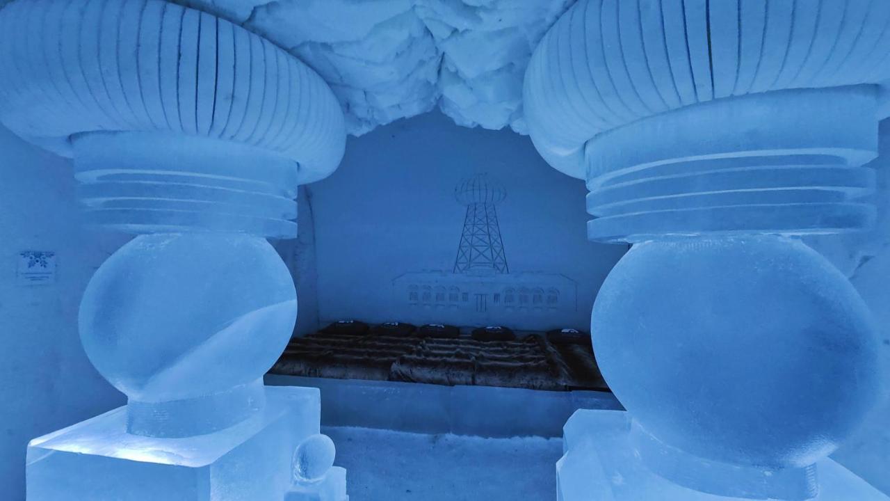SnowHotel Family Suite