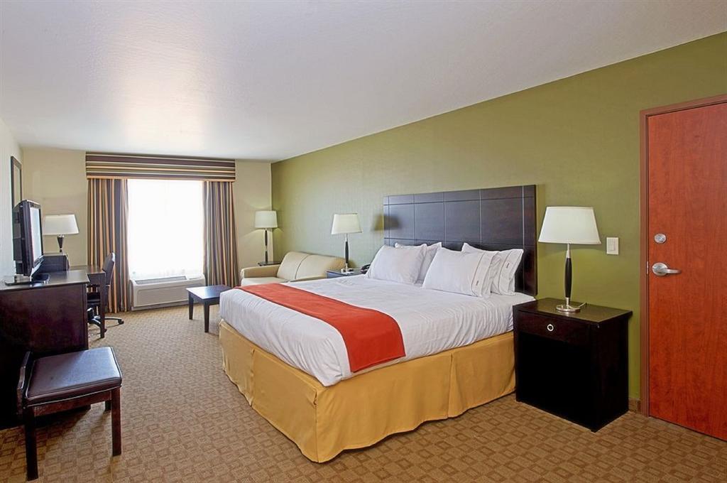 King Room with Bath Tub - Disability Access/Non-Smoking