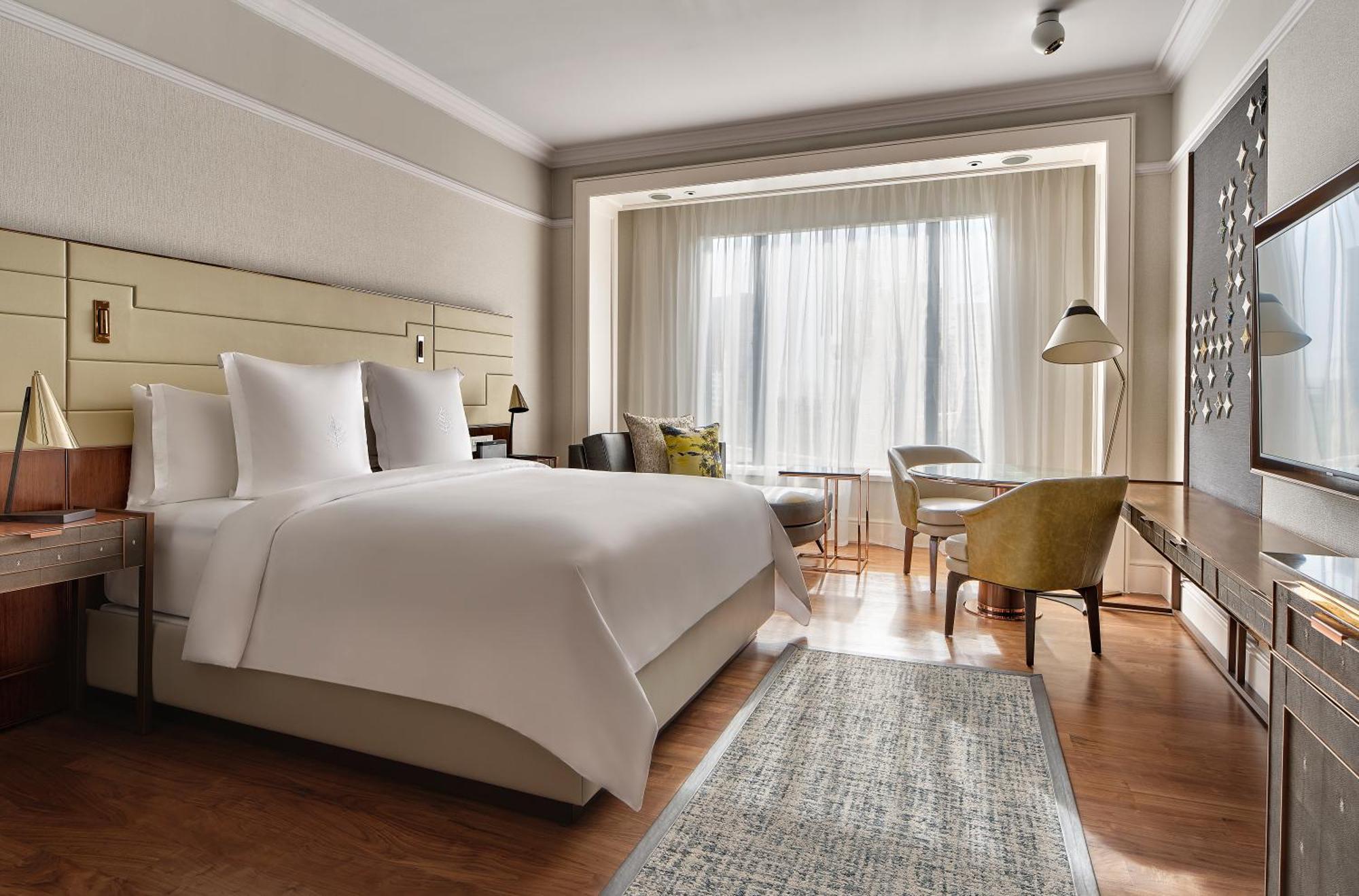Deluxe Hypoallergenic King Room