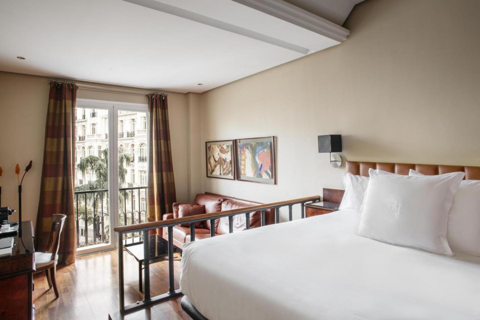 Superior Double or Twin Room City View