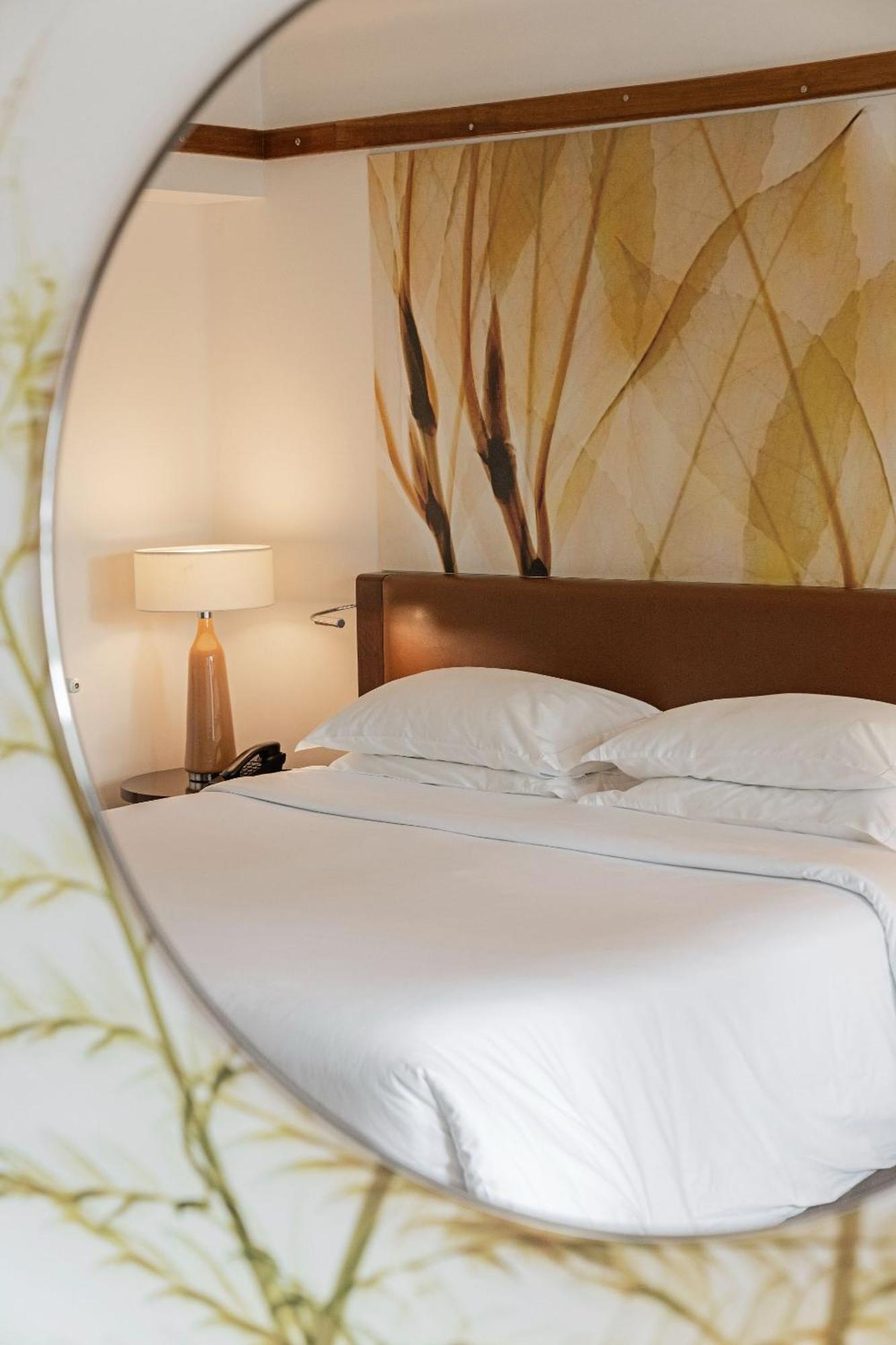 Double or Twin Room Garden View