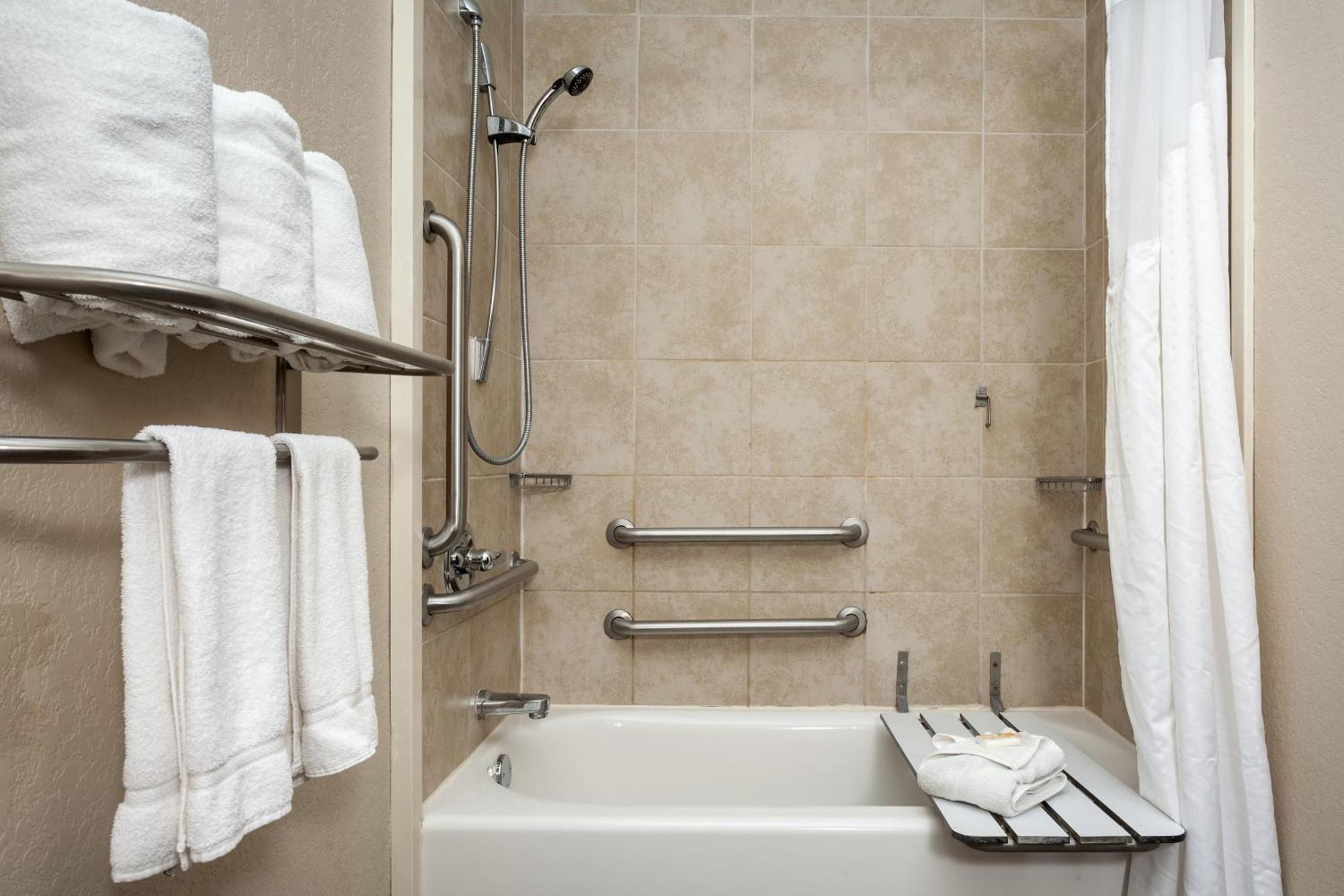 Standard King Room with Mobility Accessible Tub