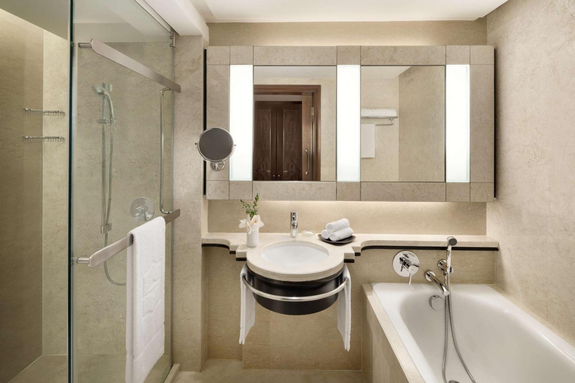 Executive Zimmer mit Kingsize-Bett Horizon Club