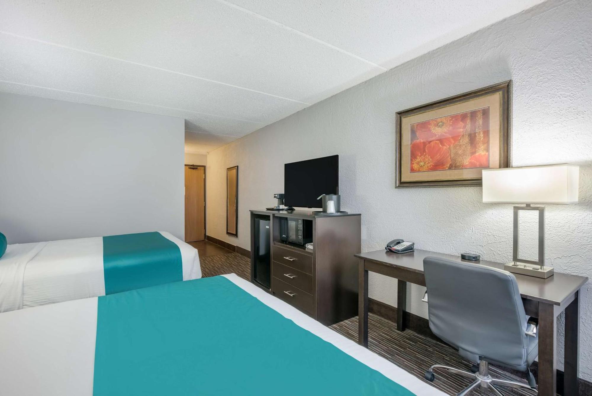 Queen Room with Two Queen Beds - Disability Access/Non-Smoking