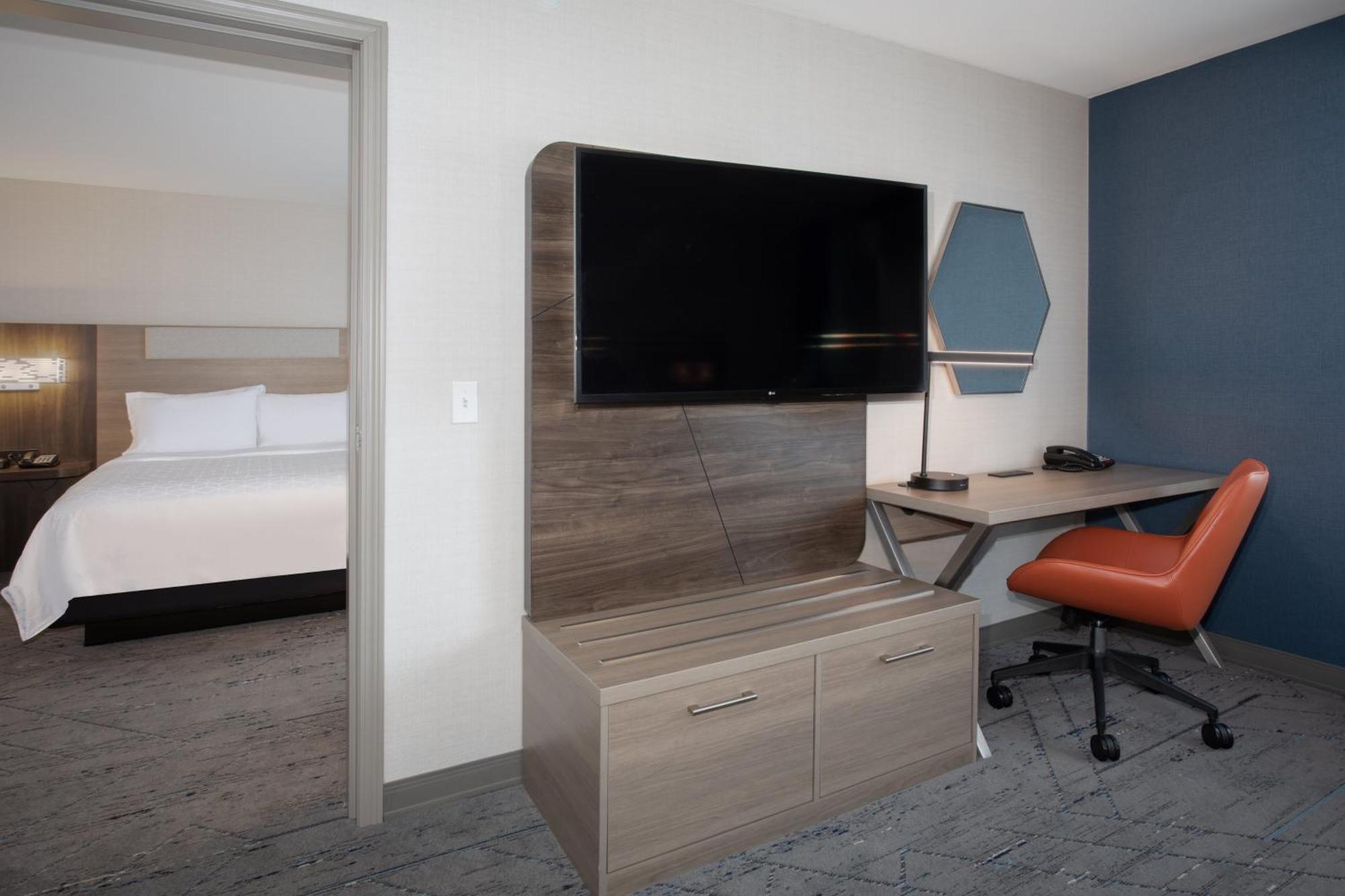 Queen Suite with Two Queen Beds