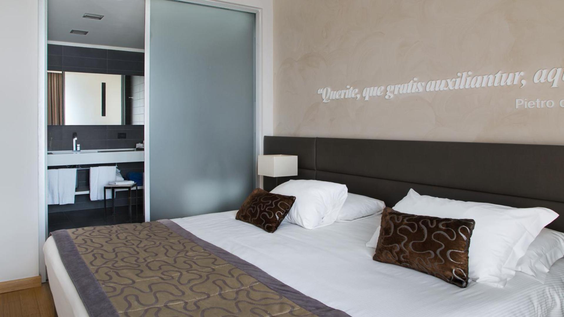 Majestic Junior Suite Pool Access