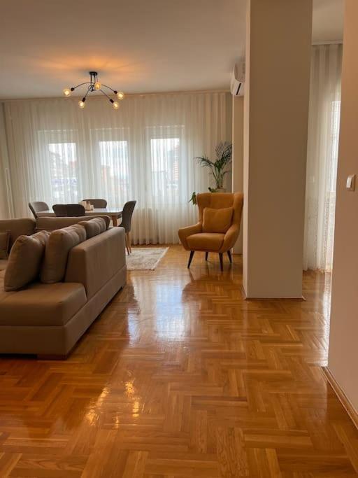 Junior Suite,1637760831:JPEG