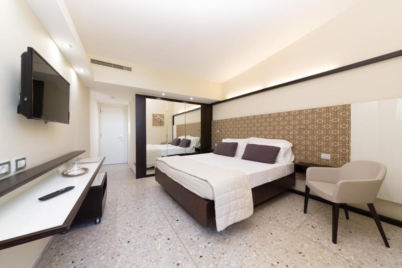 Superior Double or Twin Room,1498585558:JPEG
