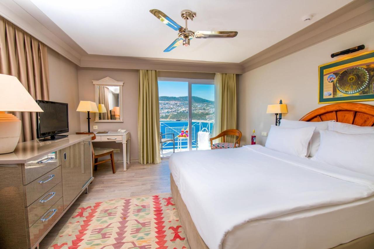 Deluxe Double Room with Sea View