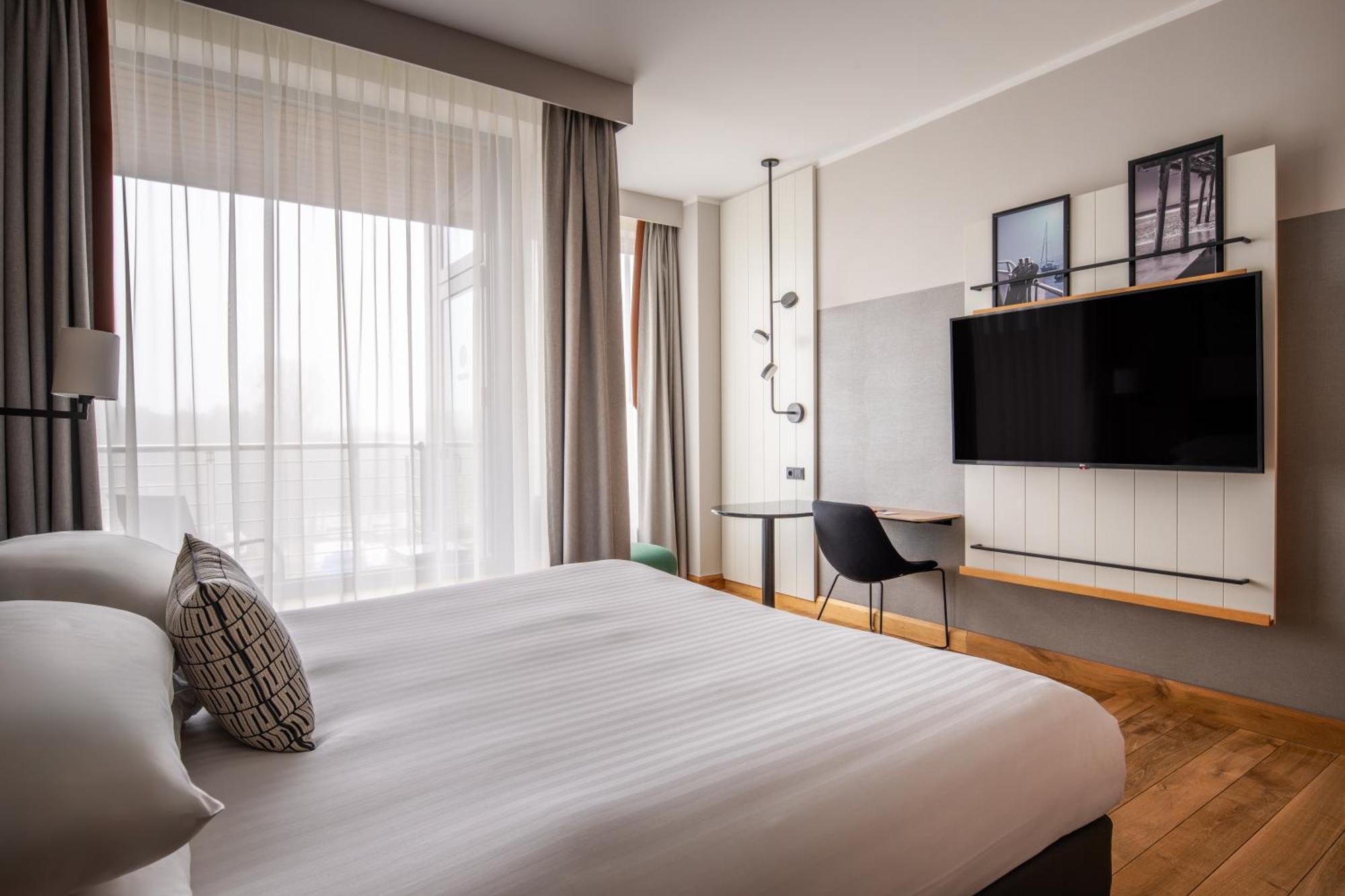Habitación Superior con balcón - Cama extragrande