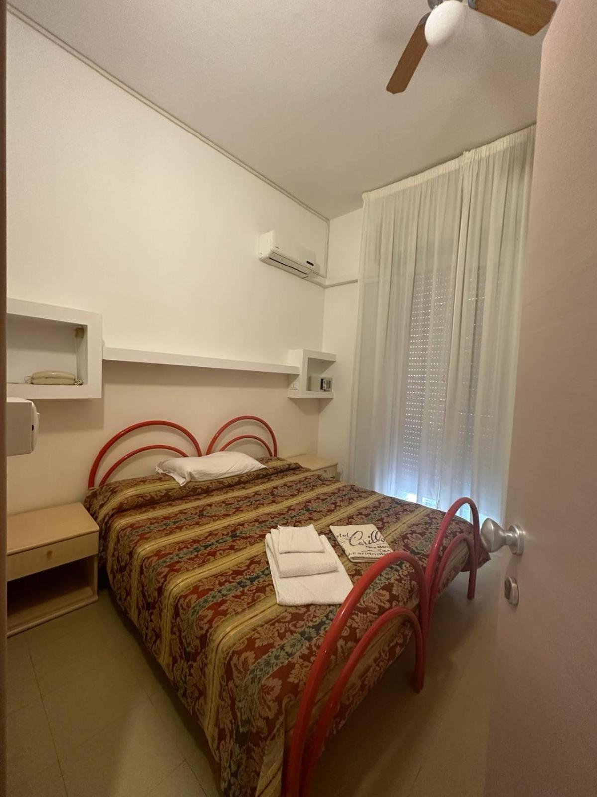 Double or Twin Room,378353569:JPEG