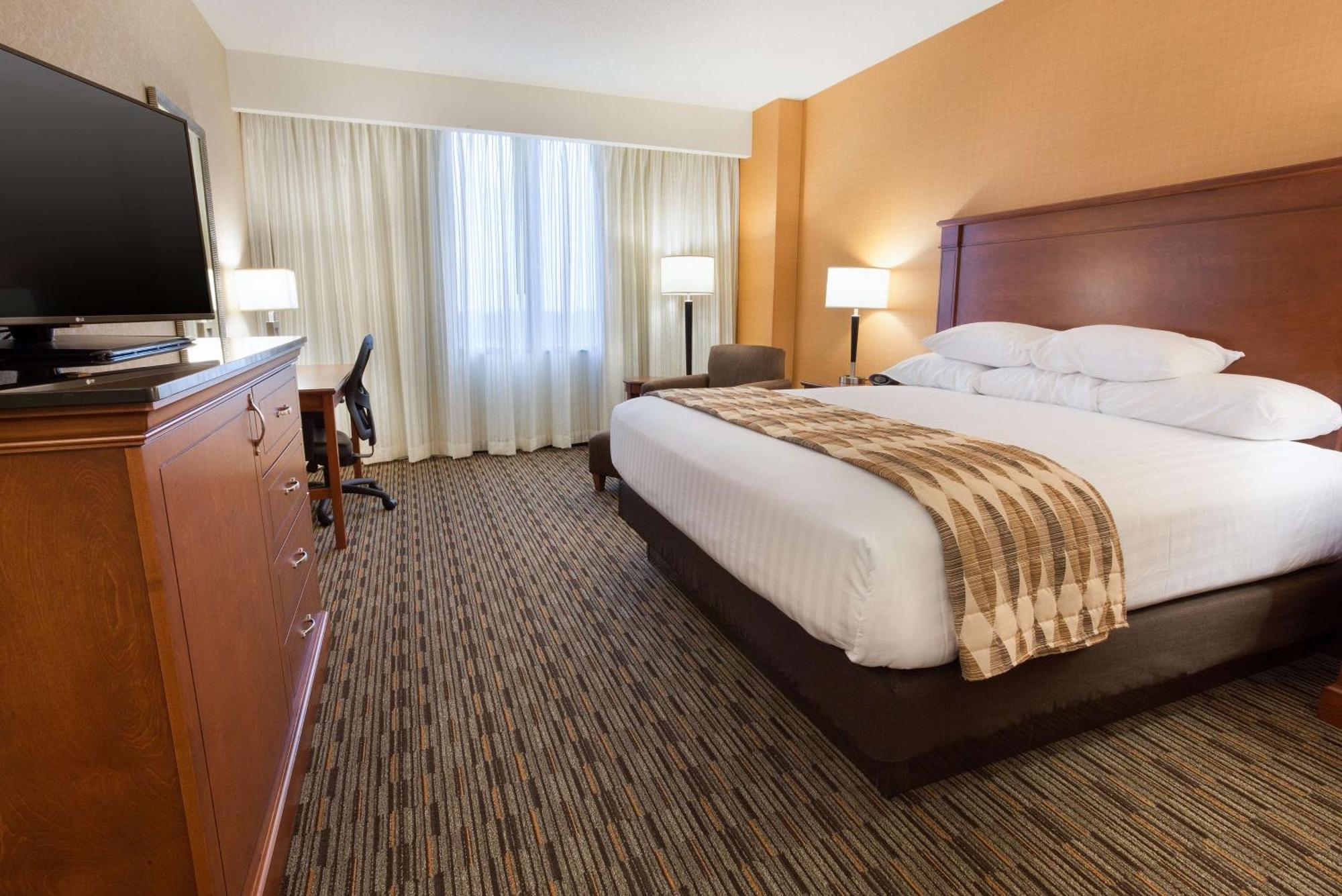 Deluxe King Room,1661676204:JPEG