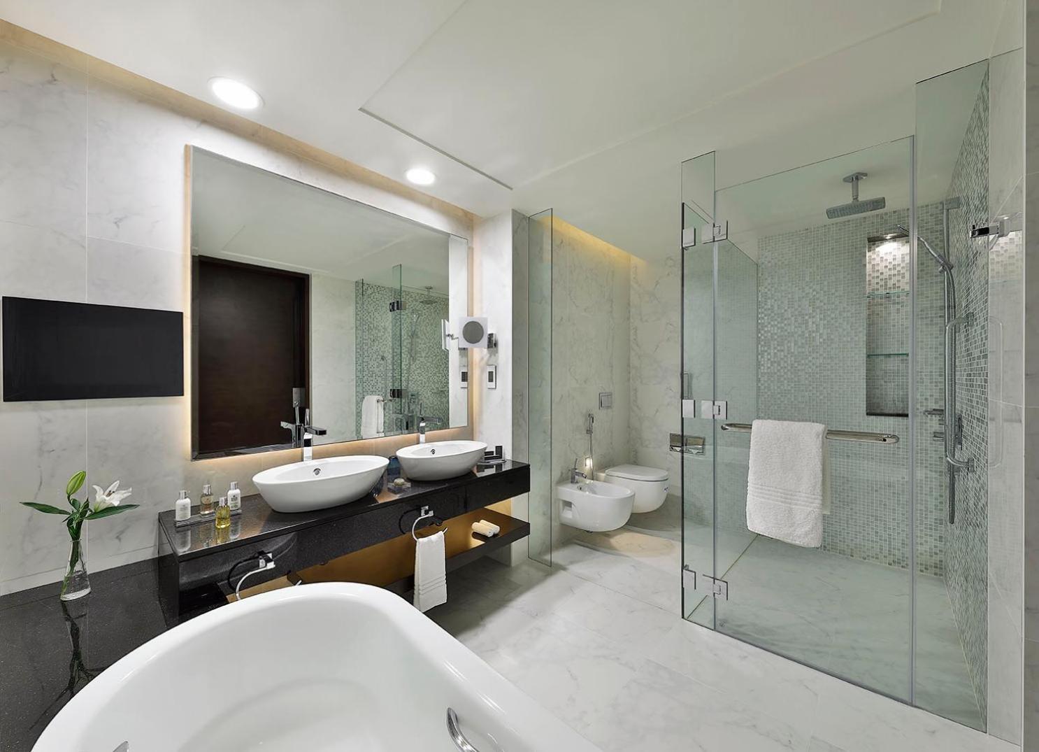 Junior King Suite with Balcony