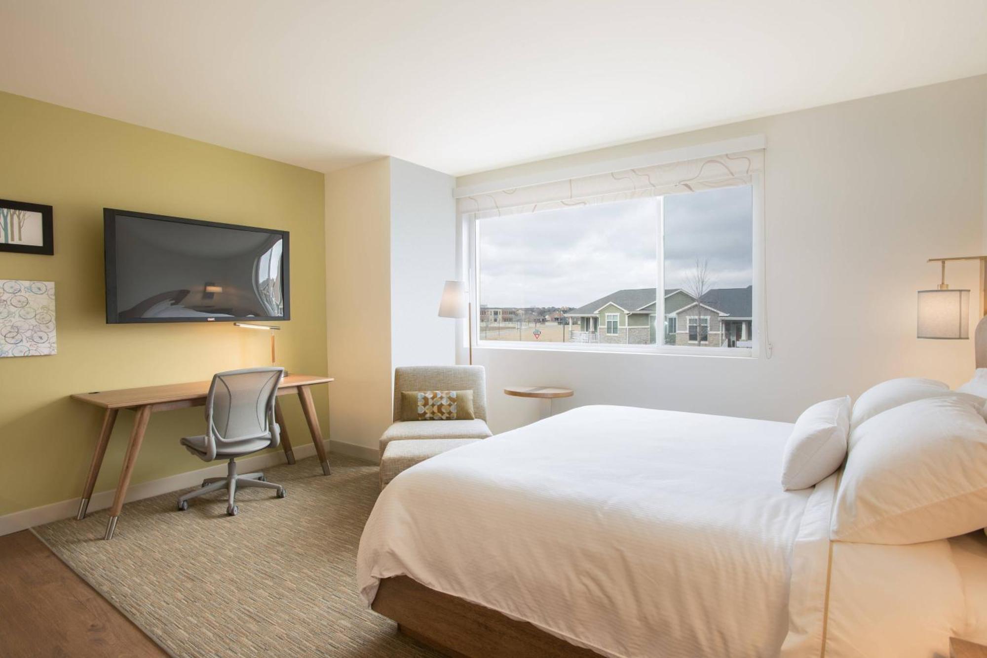 Standard King Guest room 1 King,1501296682:JPEG