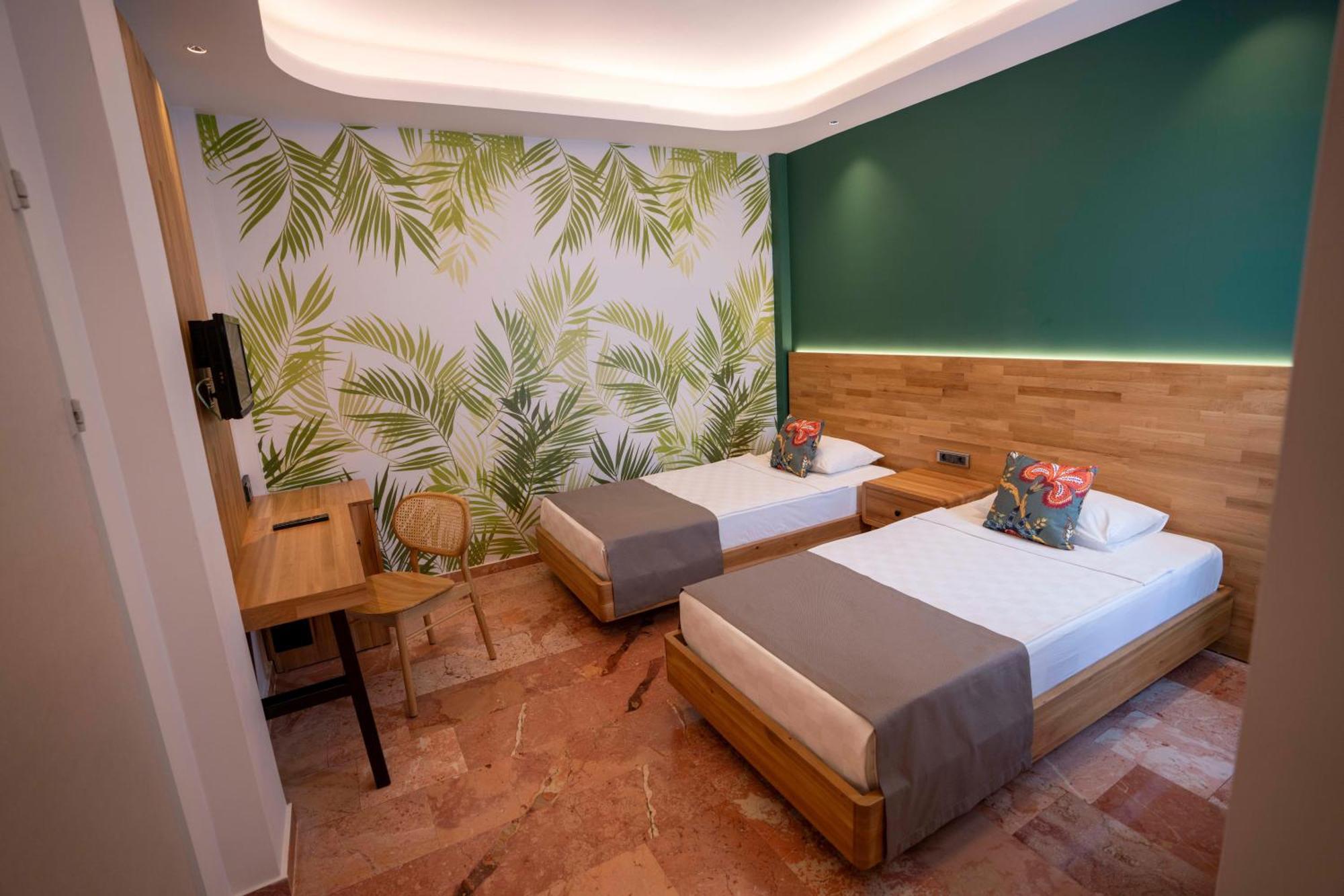 Deluxe Family Room