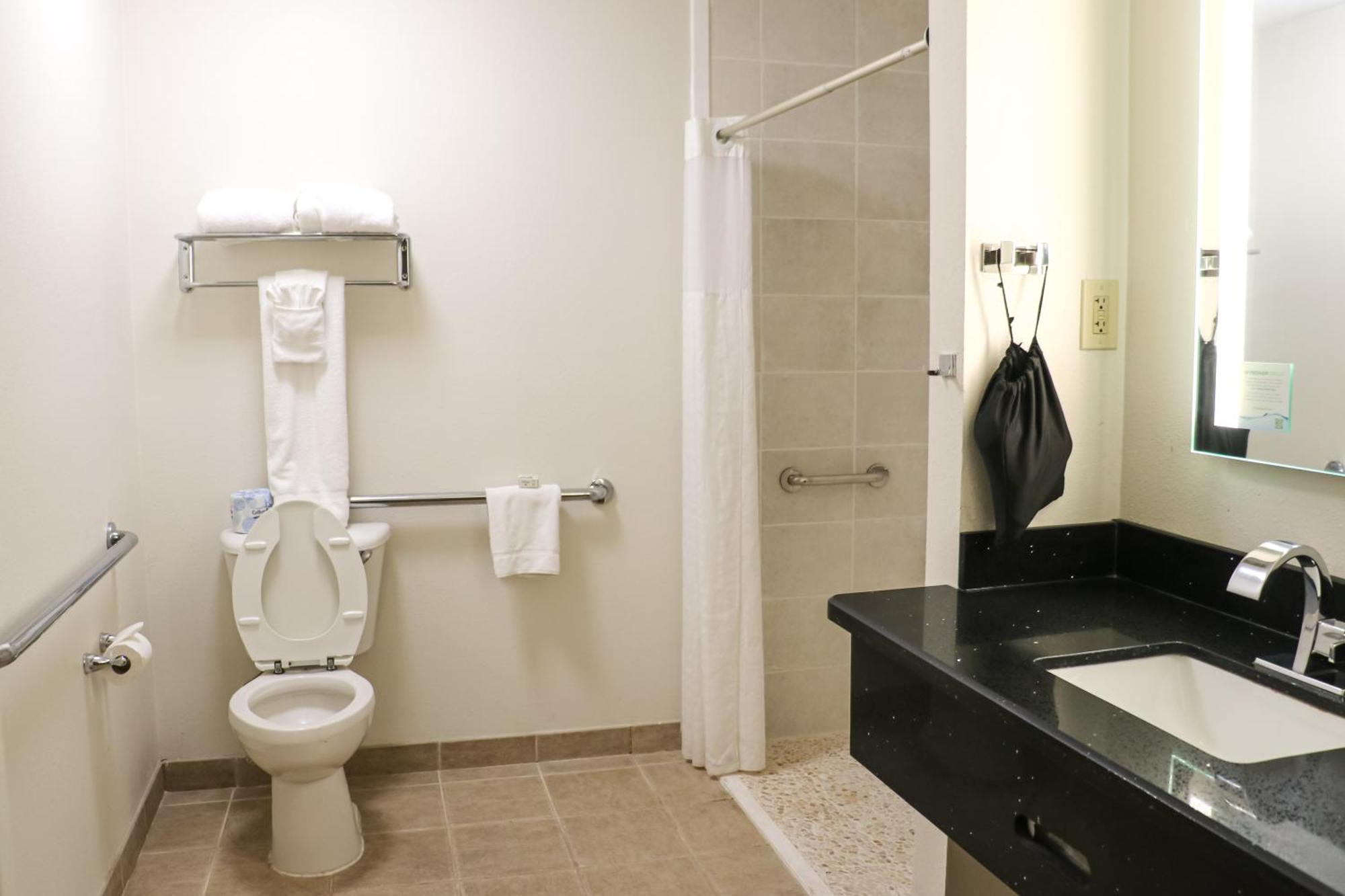 Queen Room with Two Queen Beds and Roll-In Shower - Mobility/Hearing Accessible - Non-Smoking