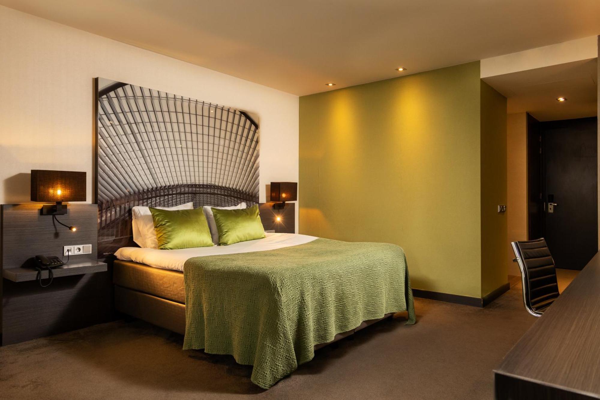 Superior King Room,1588035486:JPEG