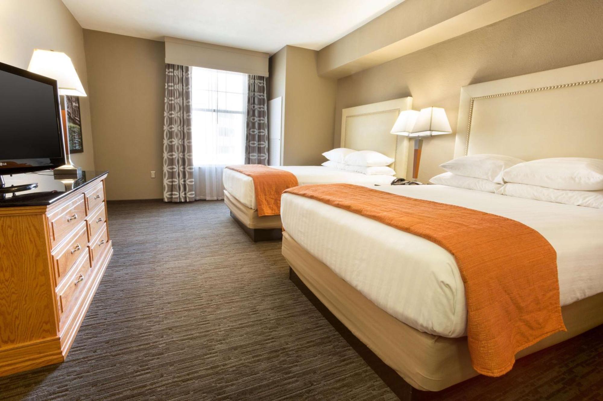 Queen Suite with Two Queen Beds