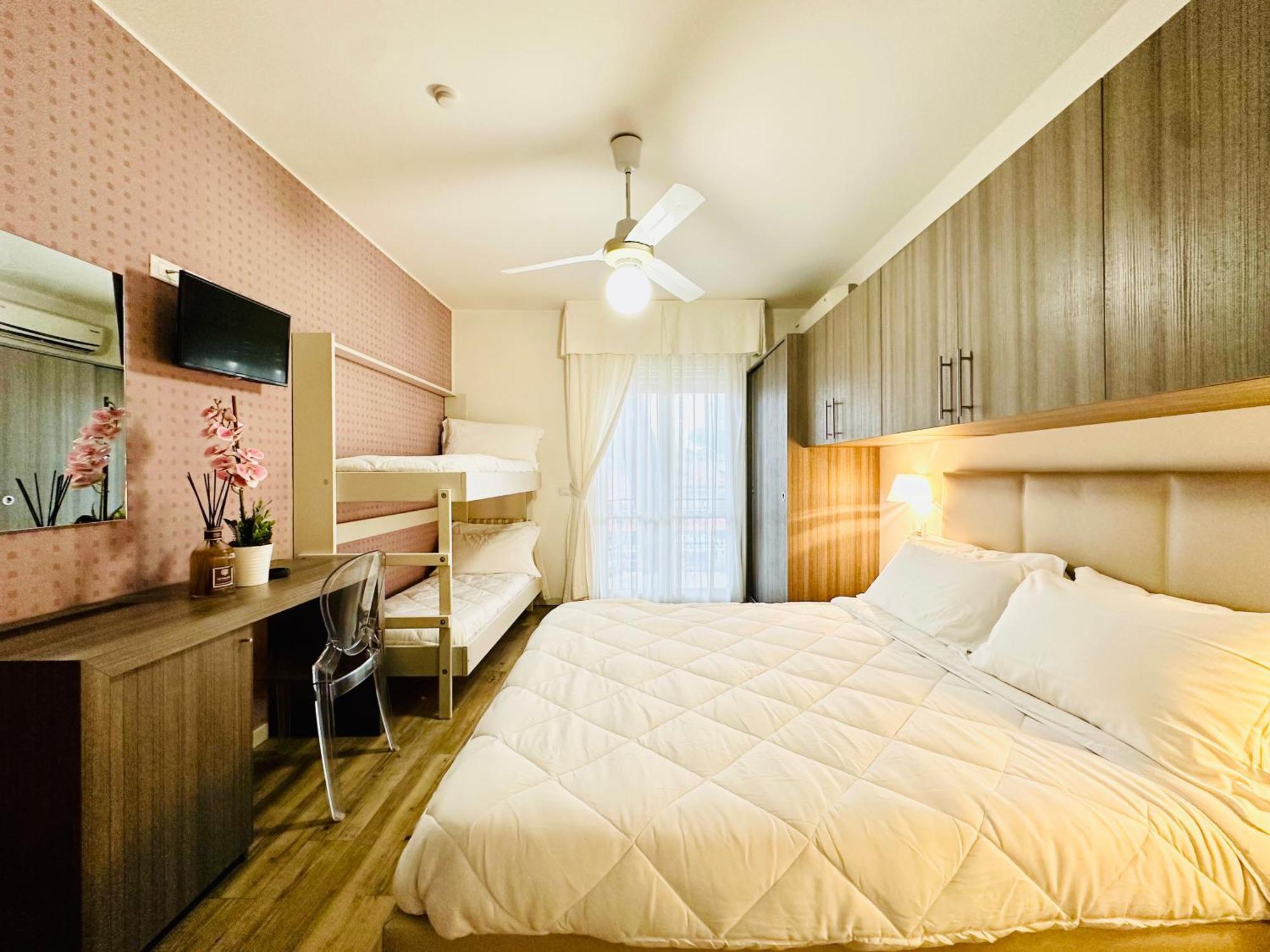 Economy Quadruple Room,1523784754:JPEG