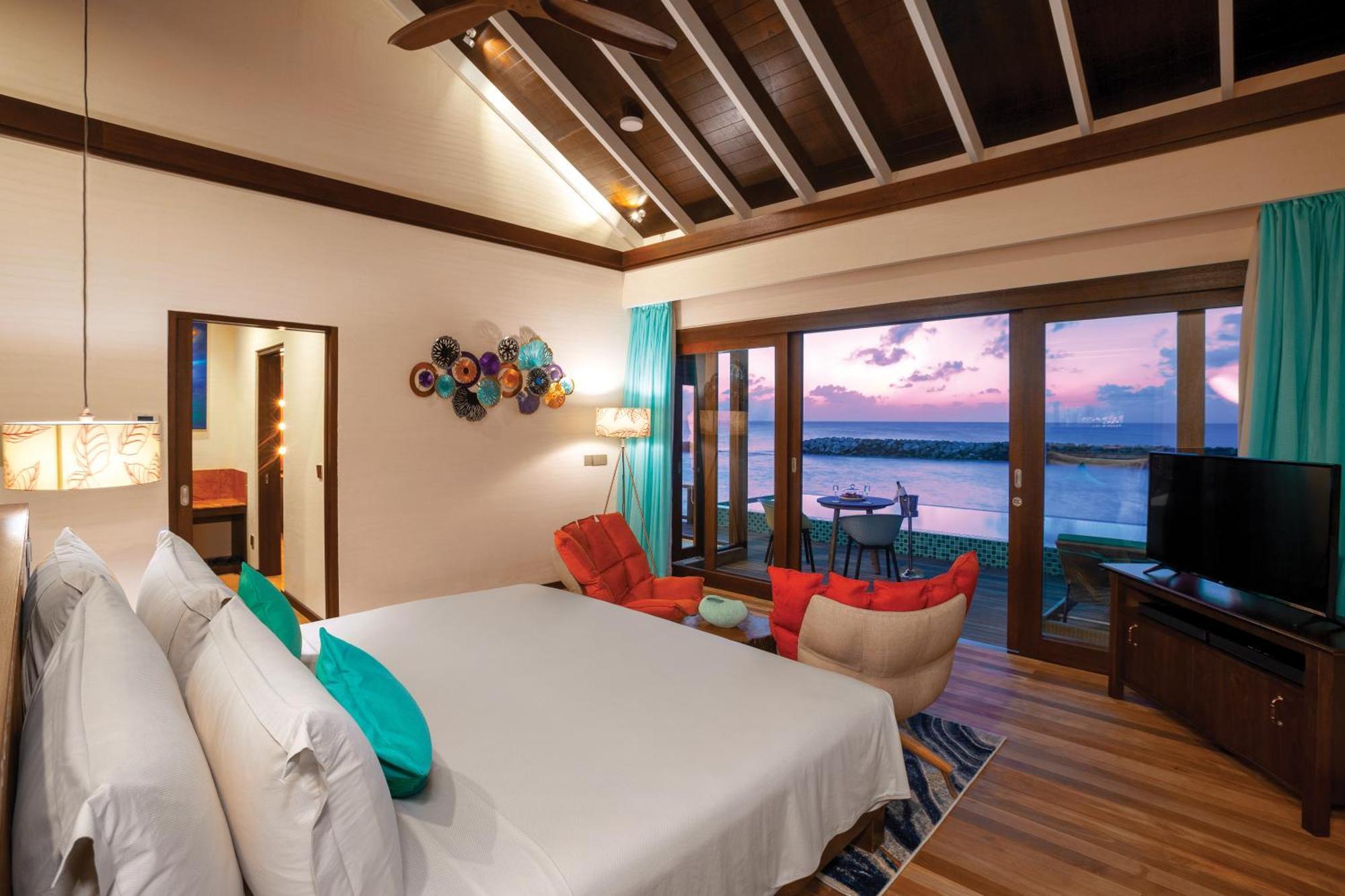 Sunset Water Villa Pool