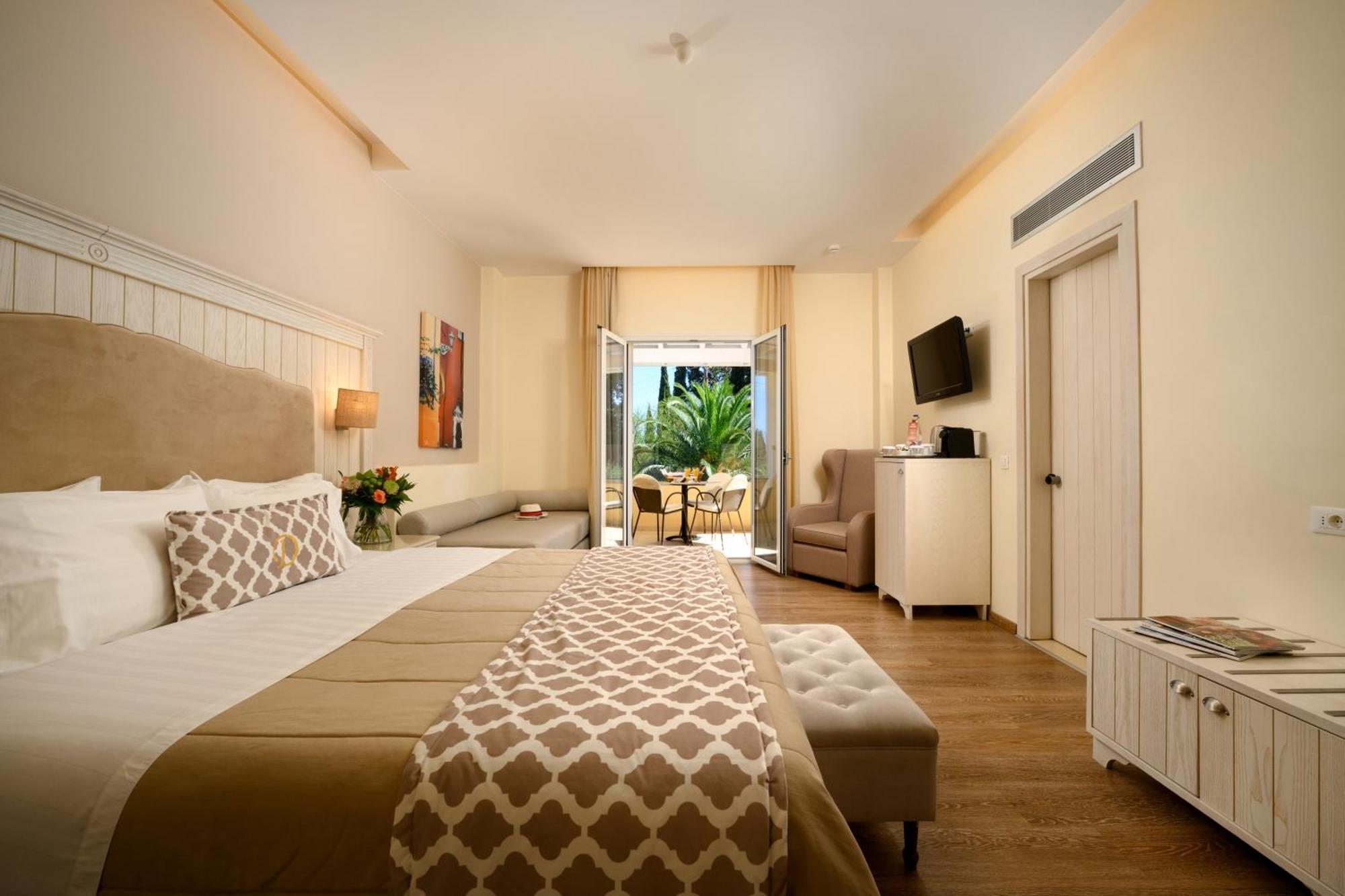 Standard Double Suite