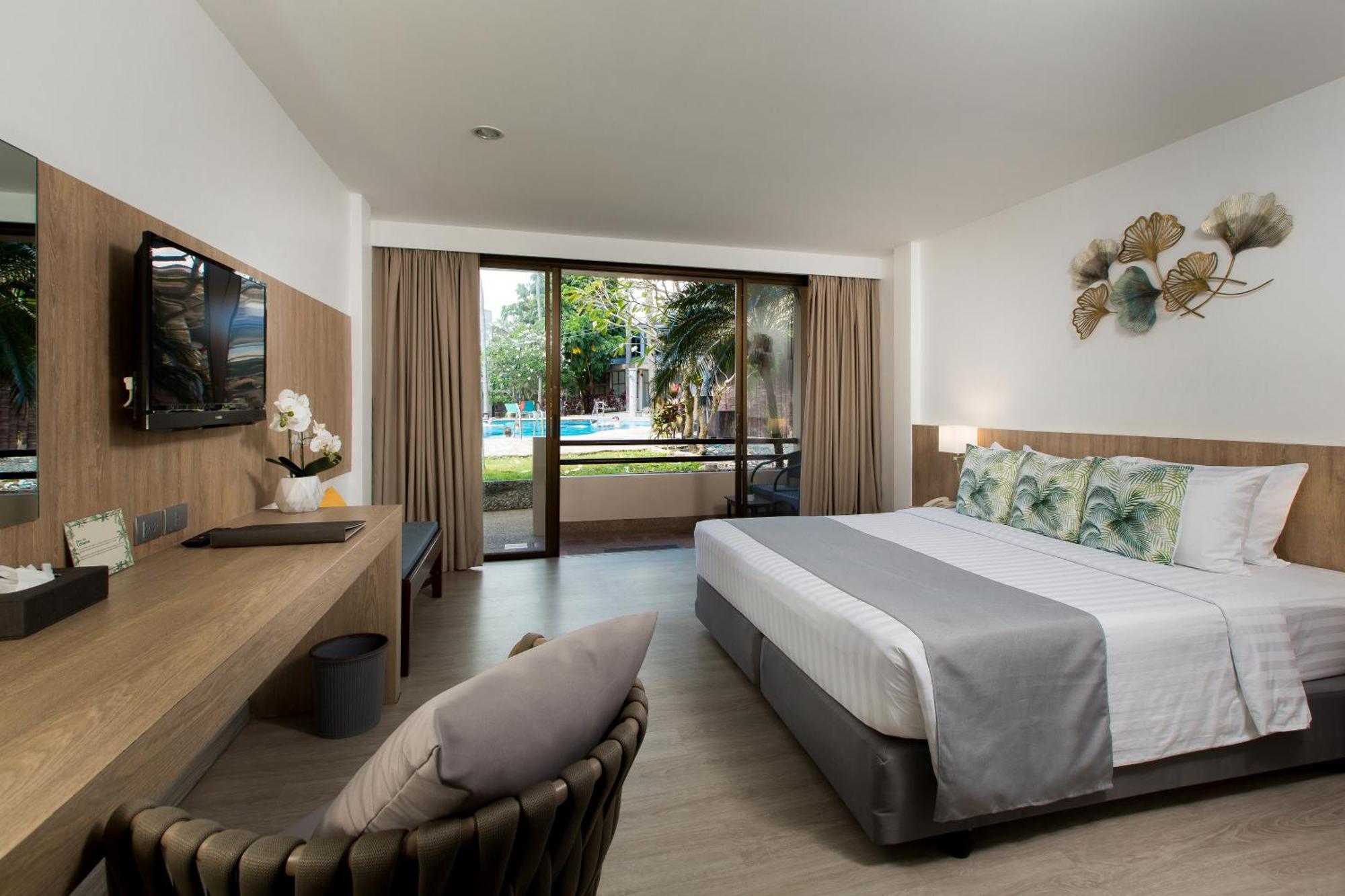 Superior Double Room Pool Wing