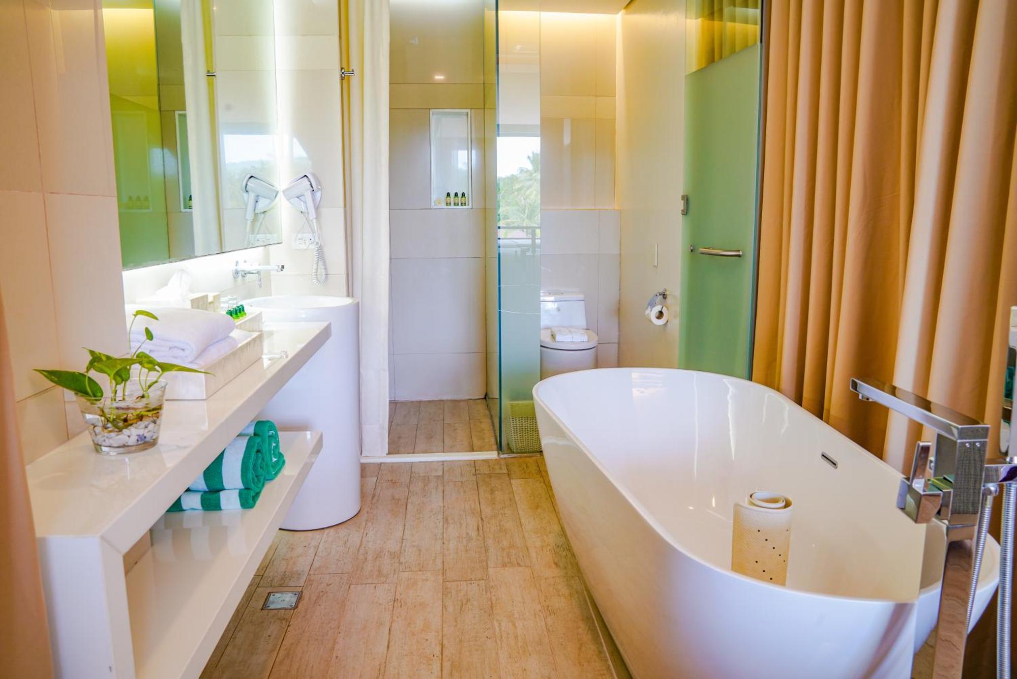 Deluxe Sea View
