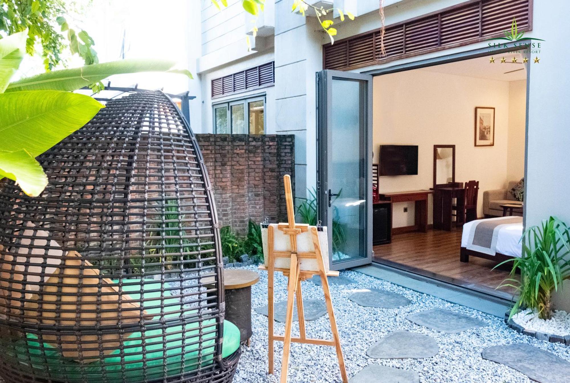Deluxe Room with Private Garden