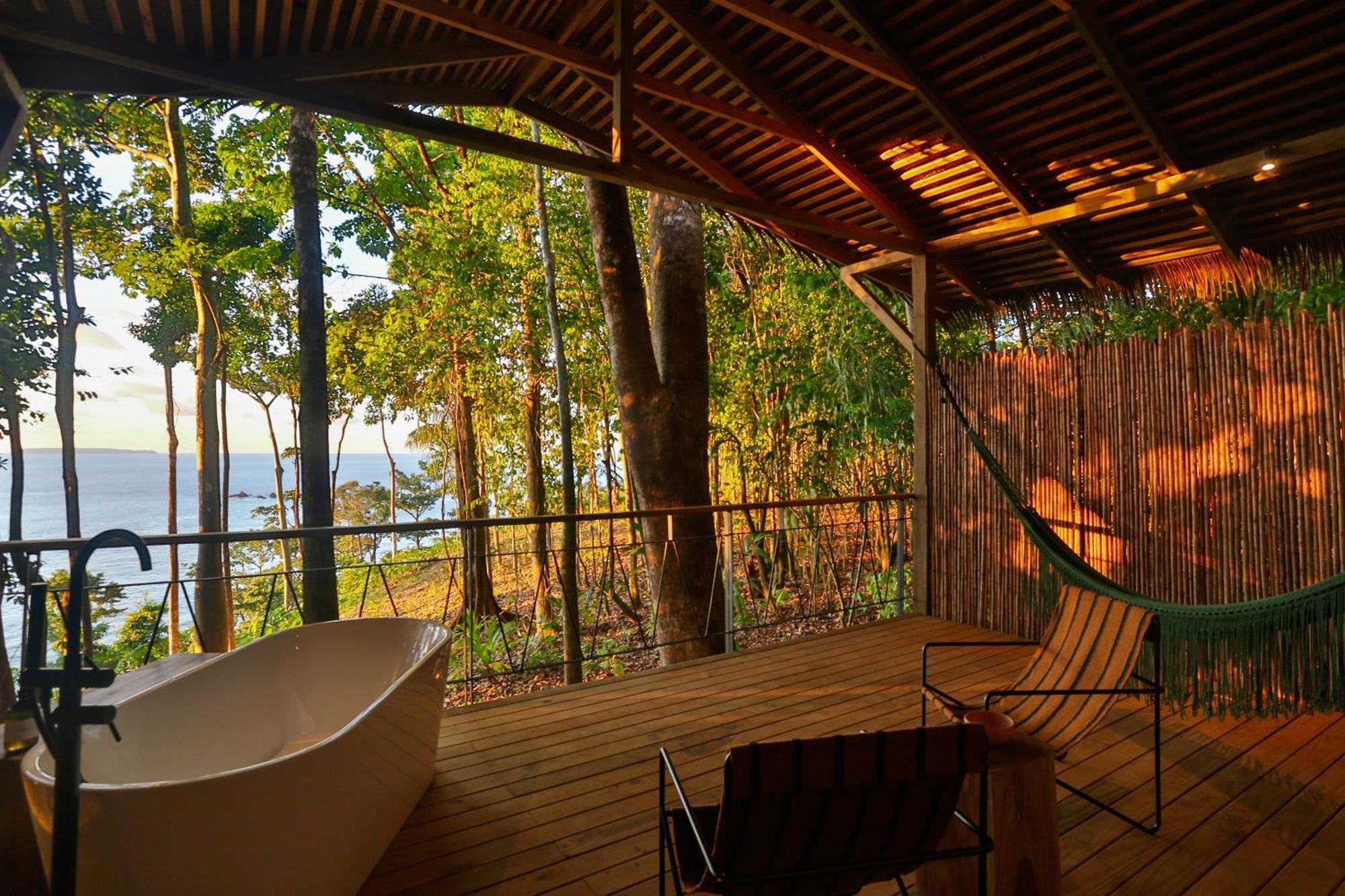 Bungalow with Sea View