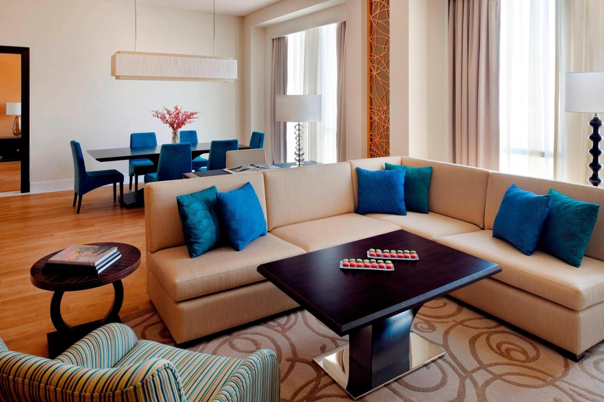 Zabeel Suite – Lounge Access