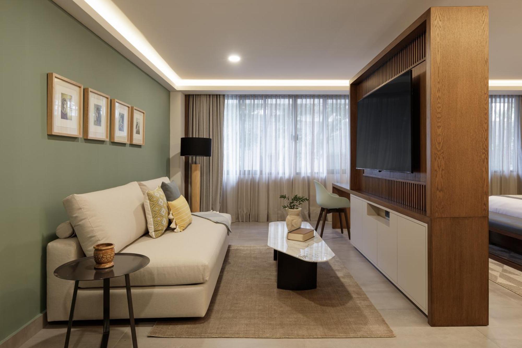 Superior Suite