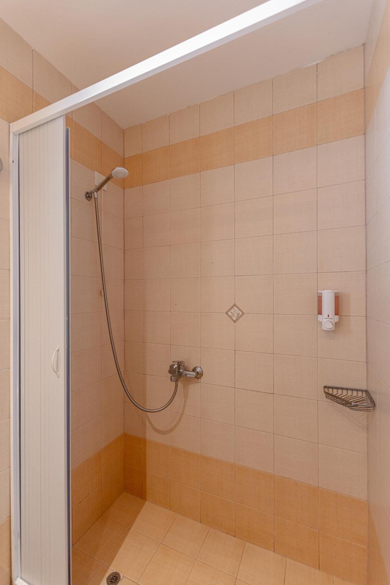 Comfort Familiekamer met Uitzicht op de Tuin