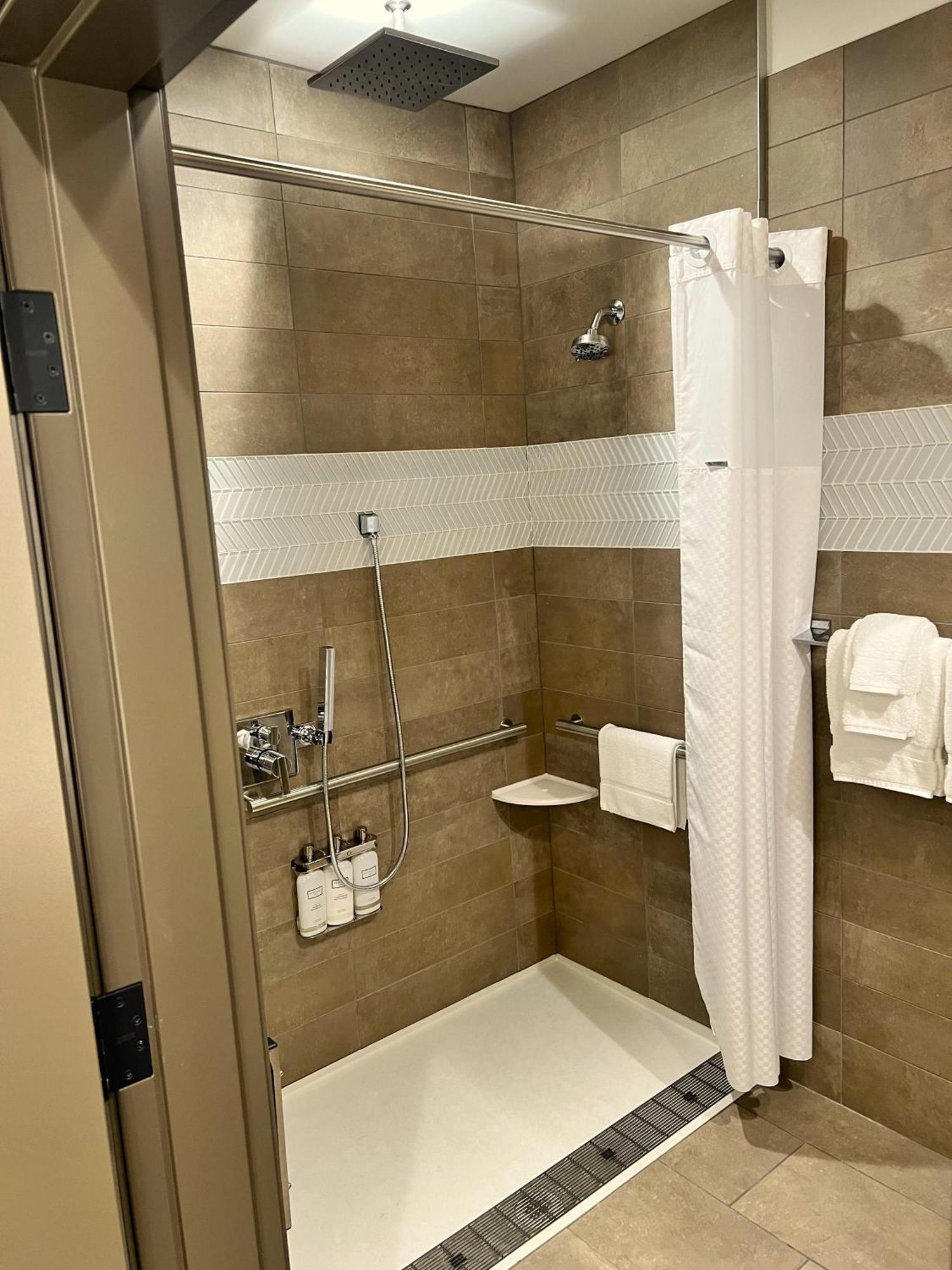 Queen Room with Two Queen Beds, Mobility Access and Roll-In shower, Non-Smoking
